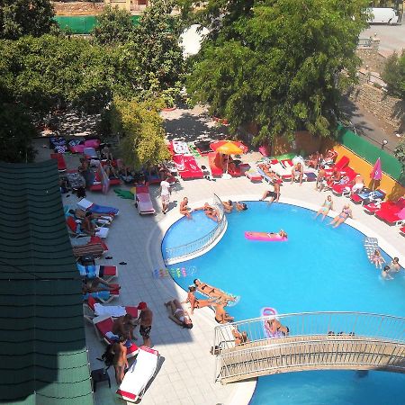 אלאניה Rose Garden Apart Hotel מראה חיצוני תמונה
