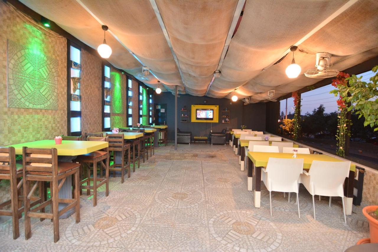 אלאניה Rose Garden Apart Hotel מראה חיצוני תמונה