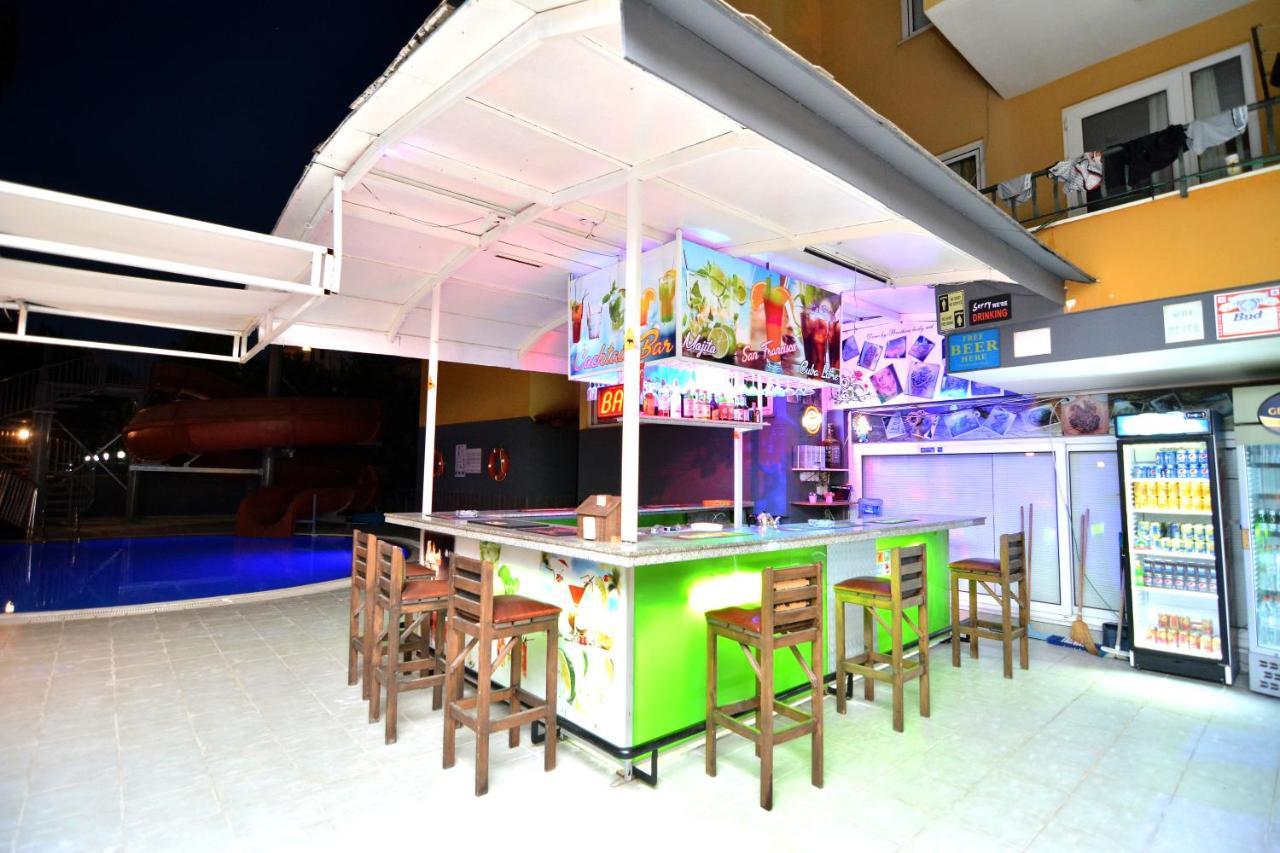 אלאניה Rose Garden Apart Hotel מראה חיצוני תמונה
